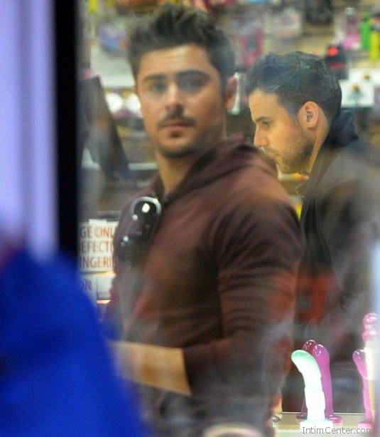 lesifoto_szexshopban