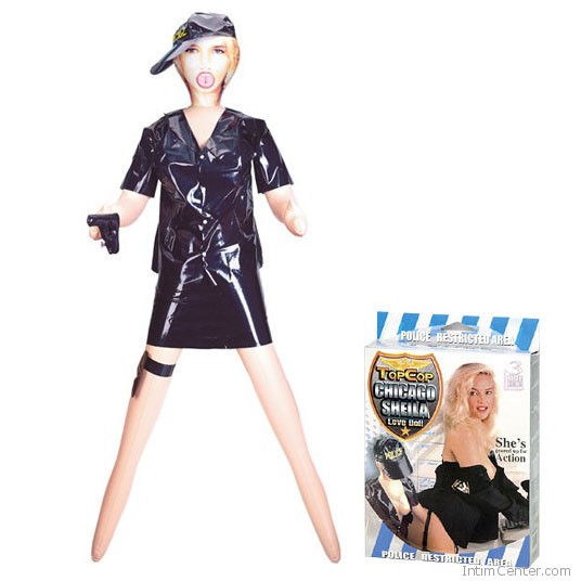 Sheila, Chicago szexi fefújható rendőrbabája, guminője